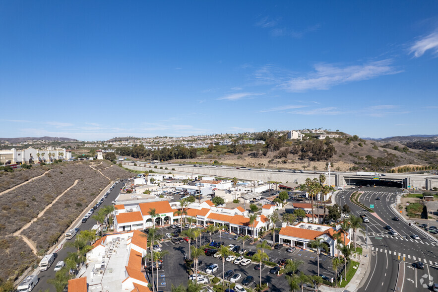 415 E Avenida Pico, San Clemente, CA for sale - Building Photo - Image 3 of 14