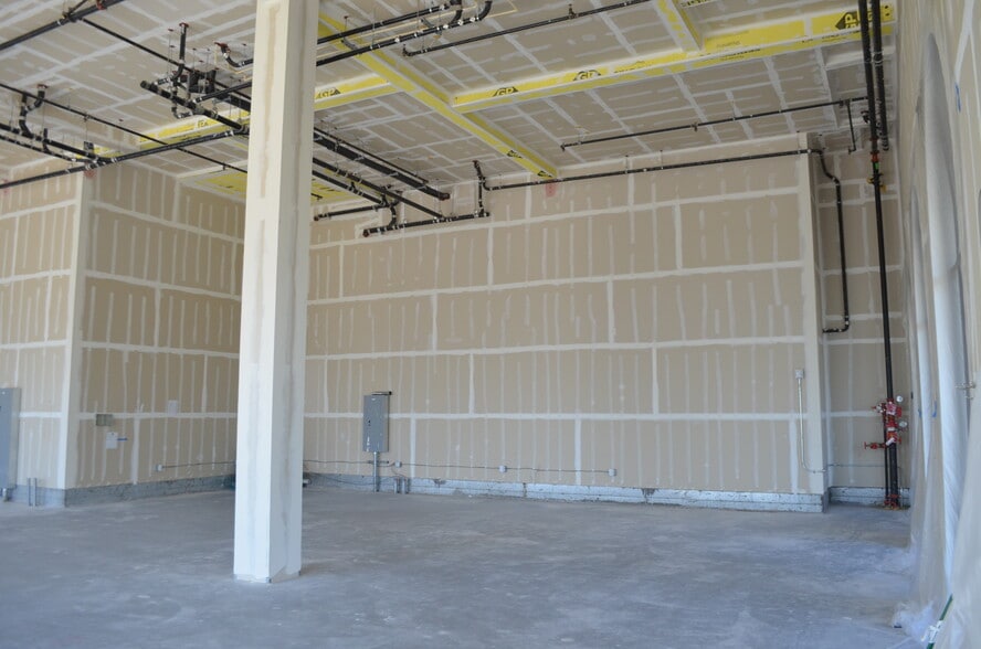 500 Ferguson Dr, Mountain View, CA for lease - Interior Photo - Image 3 of 8