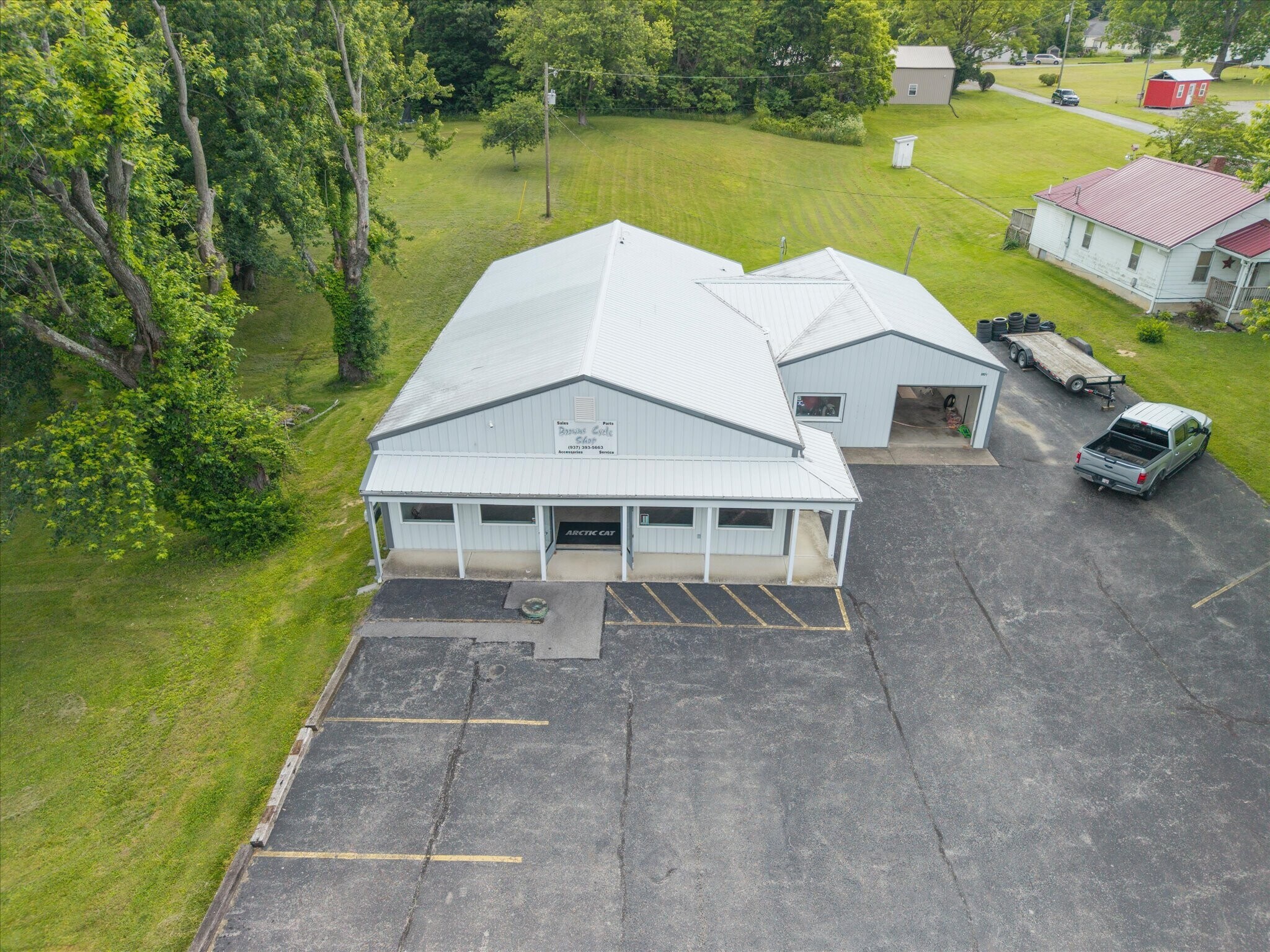 904 N West St, Hillsboro, OH à vendre Photo du bâtiment- Image 1 de 48