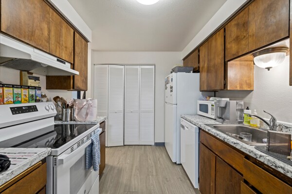 222 N 15th St, Mount Vernon, WA à vendre - Photo du bâtiment - Image 3 de 8
