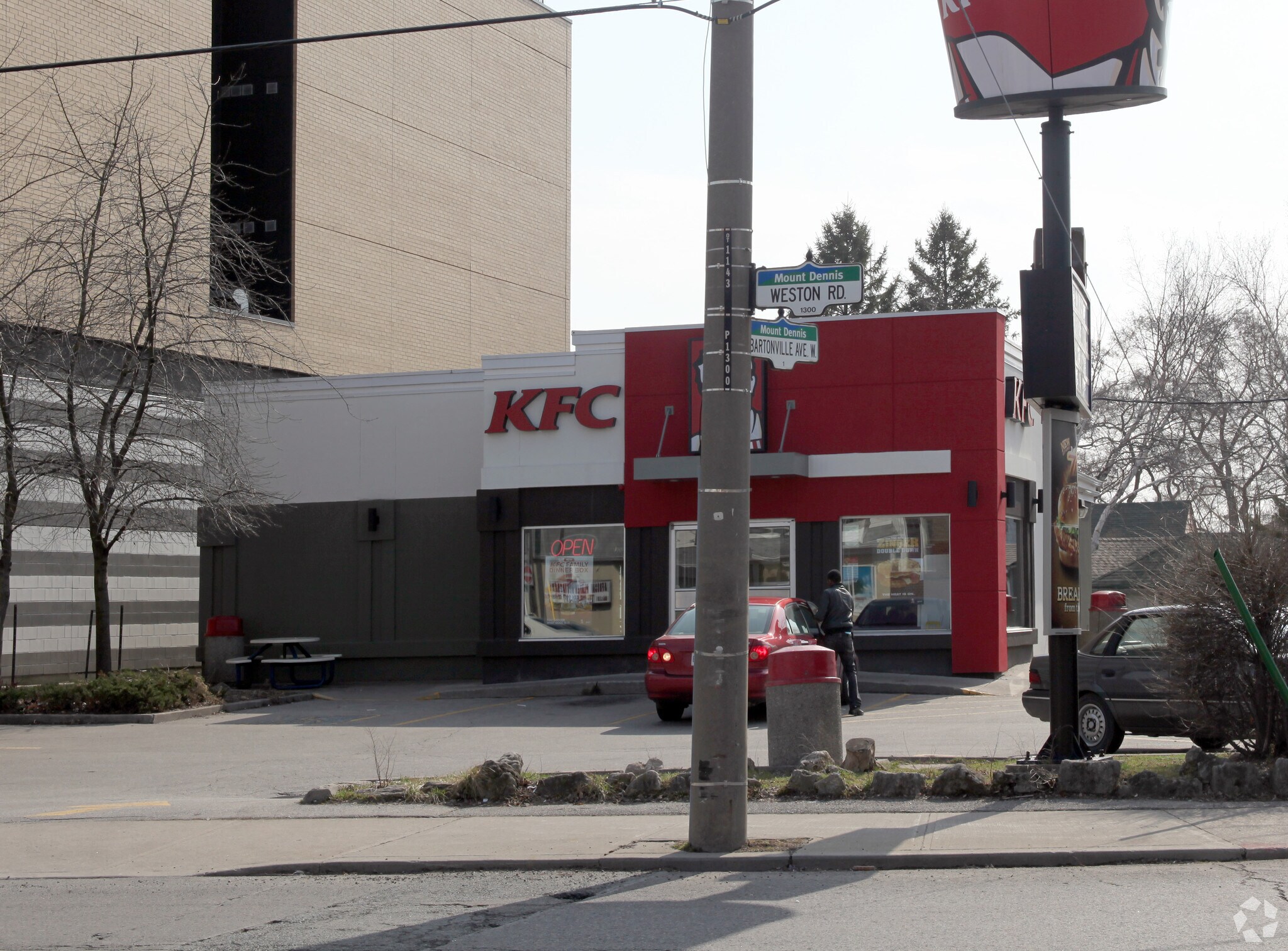 1300 Weston Rd, Toronto, ON for sale Primary Photo- Image 1 of 1