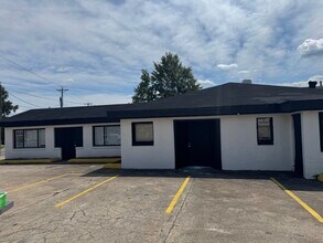 800-810 Cokey Rd, Rocky Mount, NC for lease Building Photo- Image 2 of 6