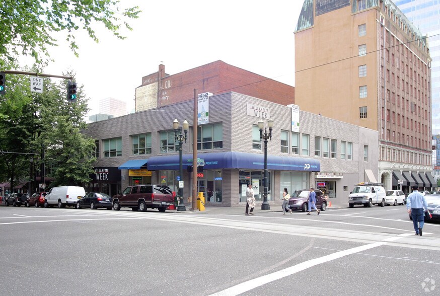 822-838 SW 10th Ave, Portland, OR à louer - Photo du bâtiment - Image 3 de 8