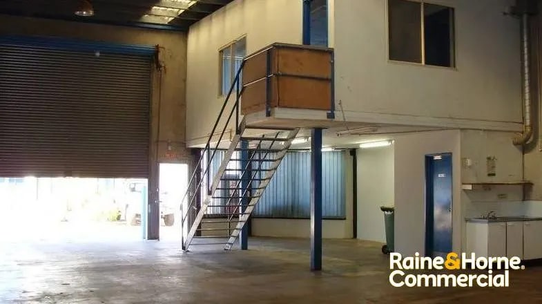 29 Helles Ave, Moorebank, NSW 2170 - Unit 10 - - Interior Photo - Image 2 of 3