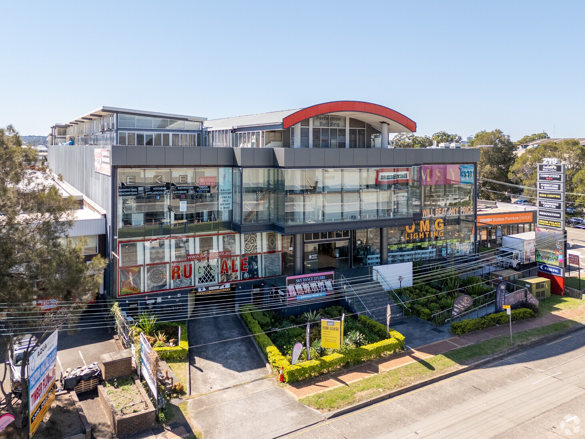 219 Parramatta Rd, Auburn for lease Primary Photo- Image 1 of 6