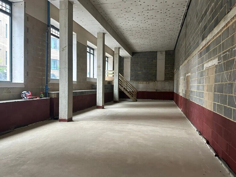 22-42 Gordon St, Luton à louer - Photo du bâtiment - Image 1 de 3