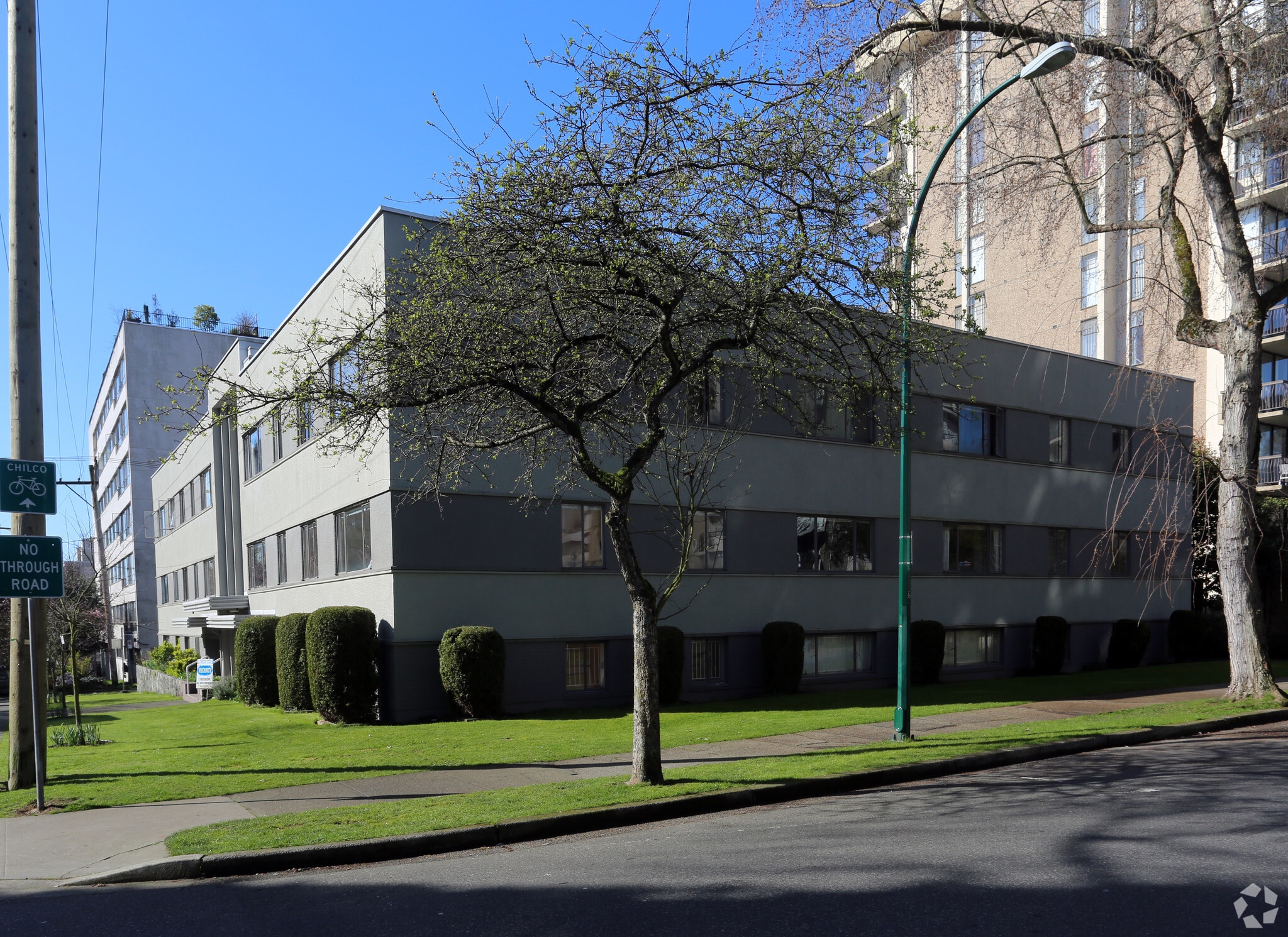 1025 Chilco St, Vancouver, BC for sale Primary Photo- Image 1 of 4