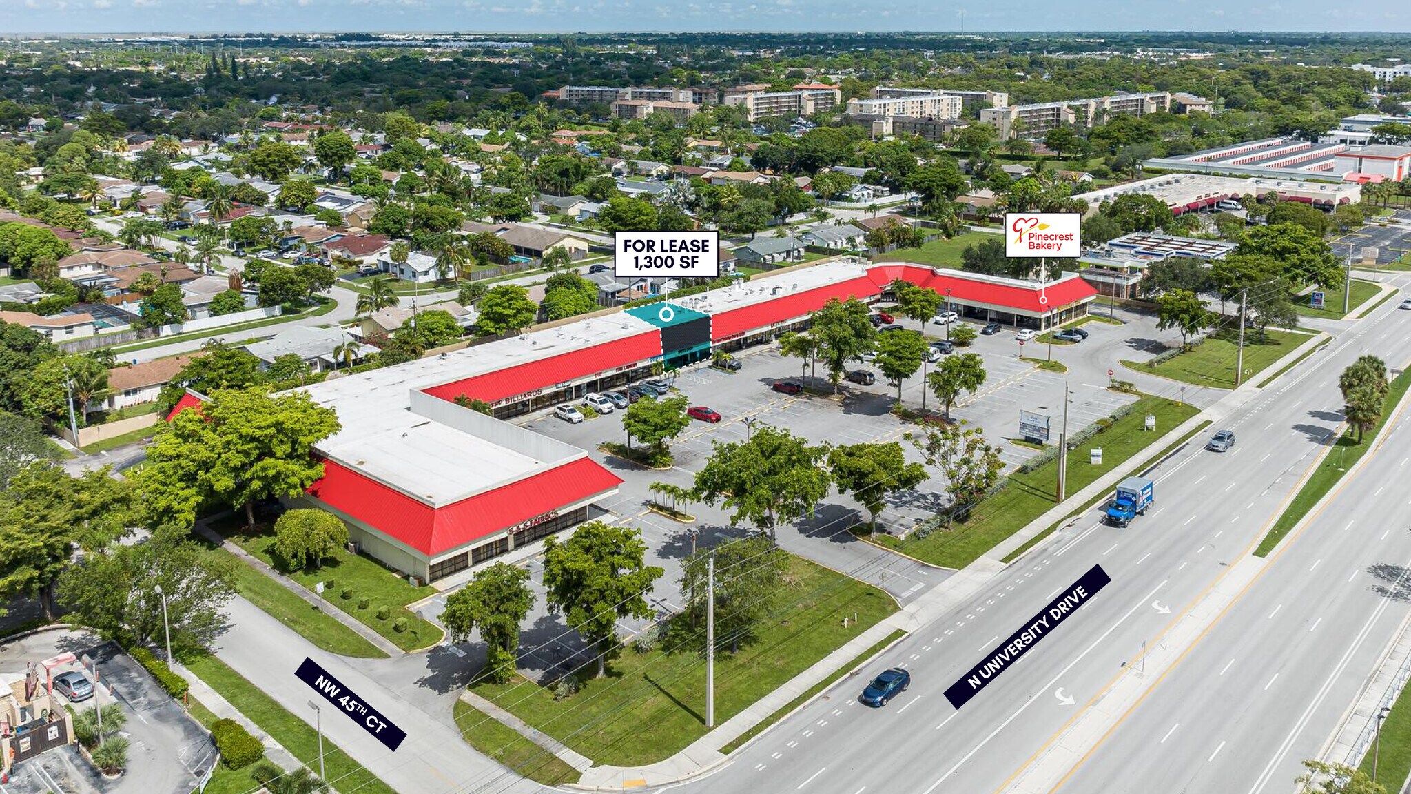 4553-4613 N University Dr, Lauderhill, FL à louer Photo du bâtiment- Image 1 de 6