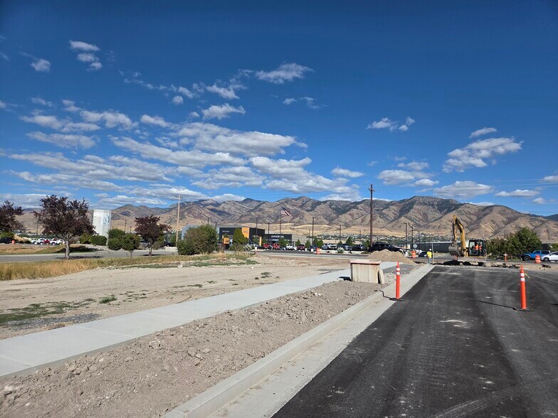 2807 N Main St, Logan, UT à vendre - Photo de construction - Image 2 de 6