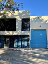 Warehouse for Lease - Entrepôt