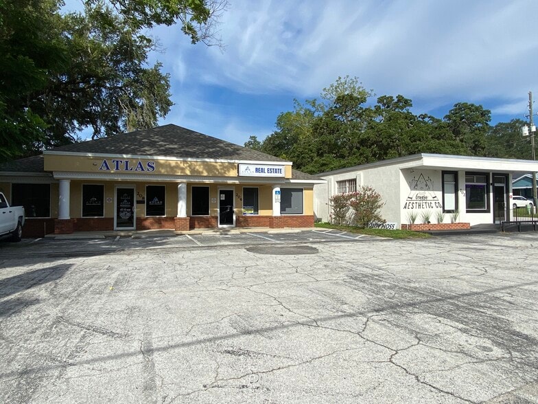 206 S US-27, Lady Lake, FL for lease - Building Photo - Image 2 of 13