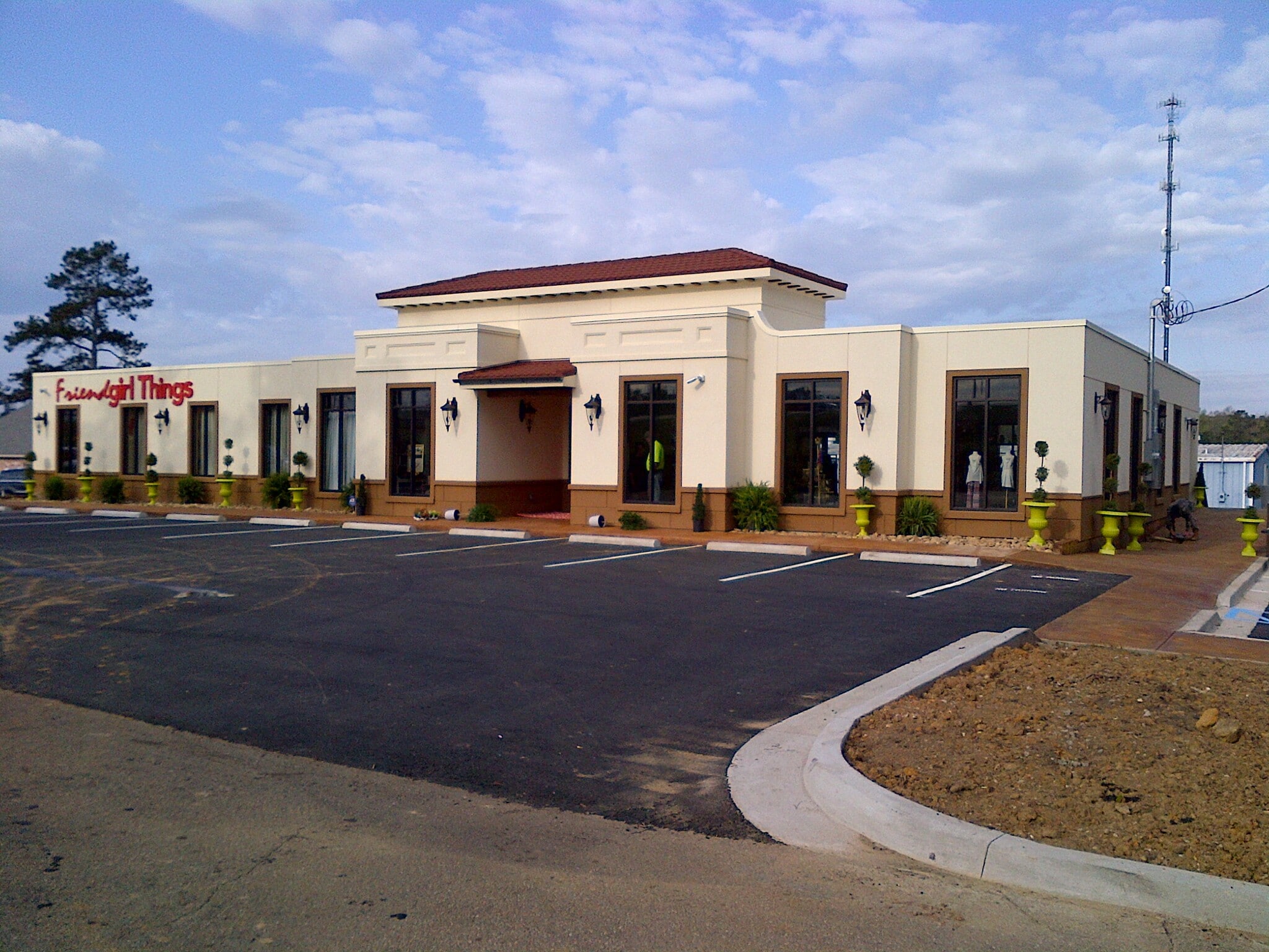 1410 Apache Dr, Mccomb, MS for sale Primary Photo- Image 1 of 27