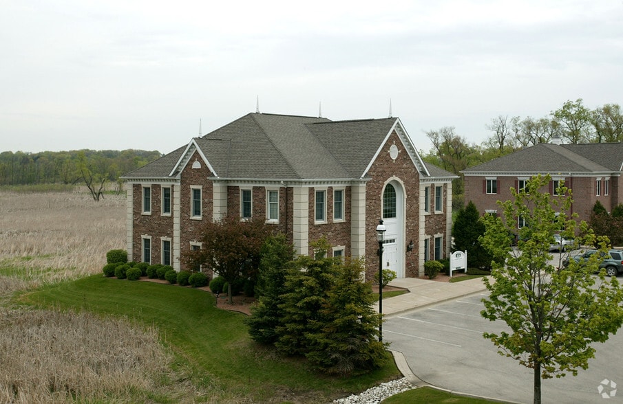 15350 W Capitol Dr, Brookfield, WI for sale - Building Photo - Image 3 of 3