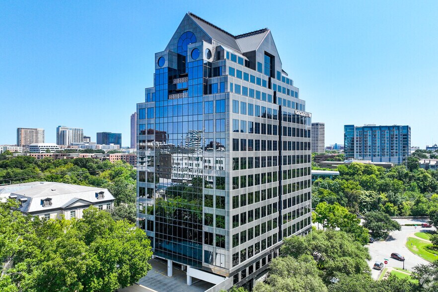 2911 Turtle Creek Blvd, Dallas, TX à louer - Photo du bâtiment - Image 1 de 9