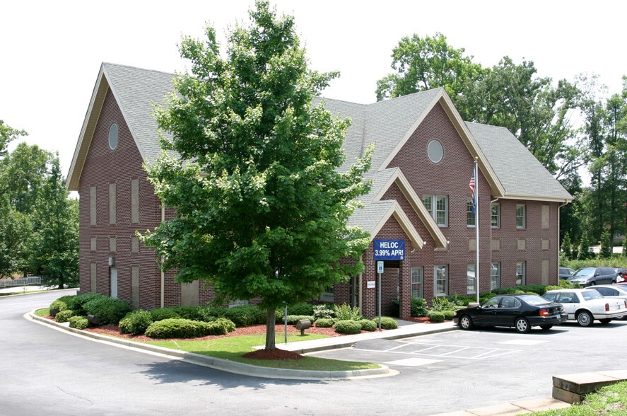 280 Commonwealth Dr, Greenville, SC à vendre - Photo du bâtiment - Image 2 de 21