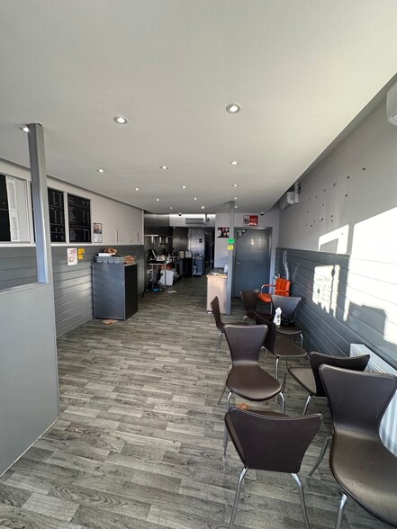 1828-1854 Paisley Road West, Glasgow for lease - Building Photo - Image 3 of 6