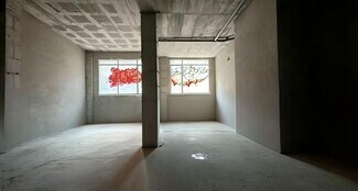 Plus de détails pour Multi-résidentiel à vendre