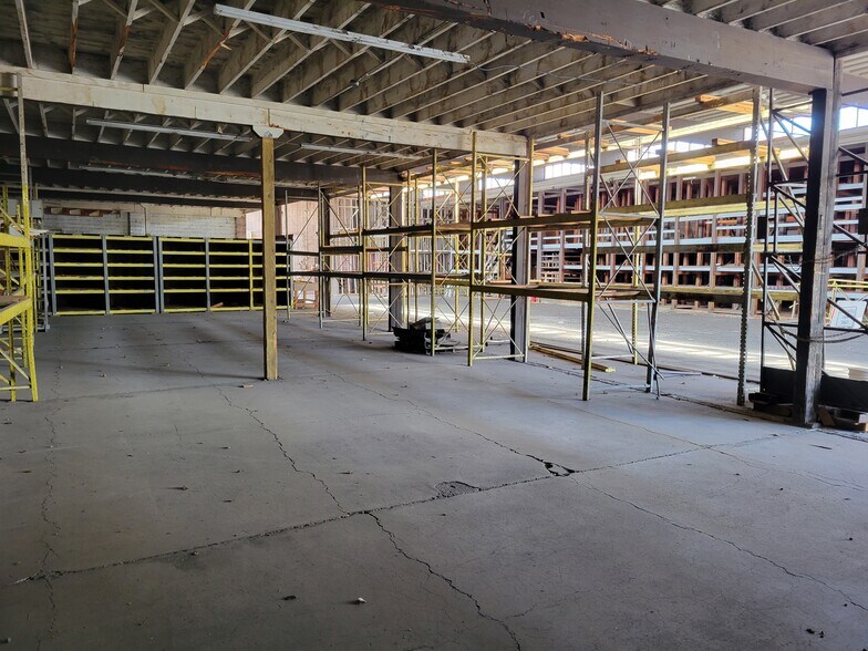 137 NE 2nd St, Prineville, OR à vendre - Photo du bâtiment - Image 2 de 7