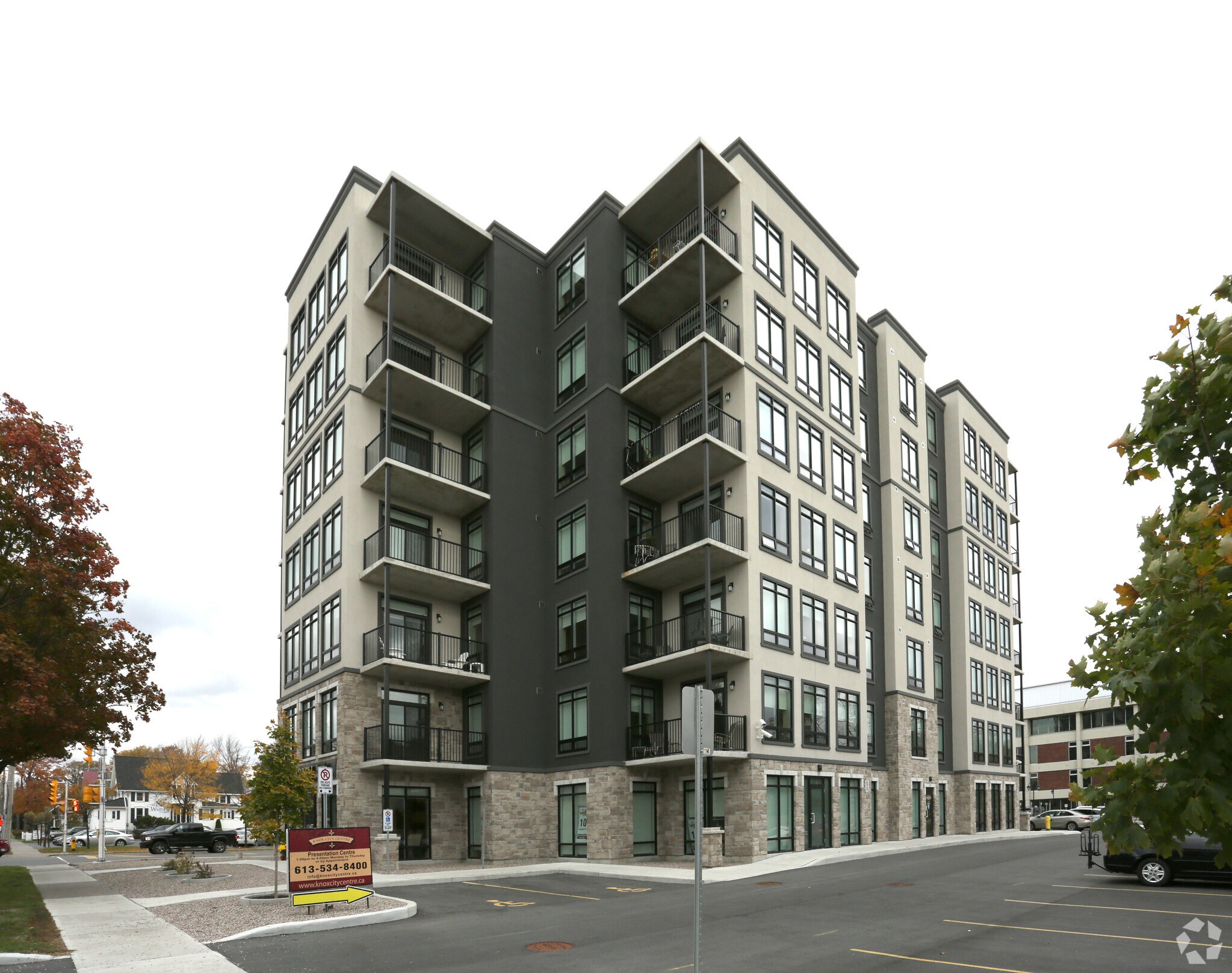 108 Second St E, Cornwall, ON for sale Primary Photo- Image 1 of 1