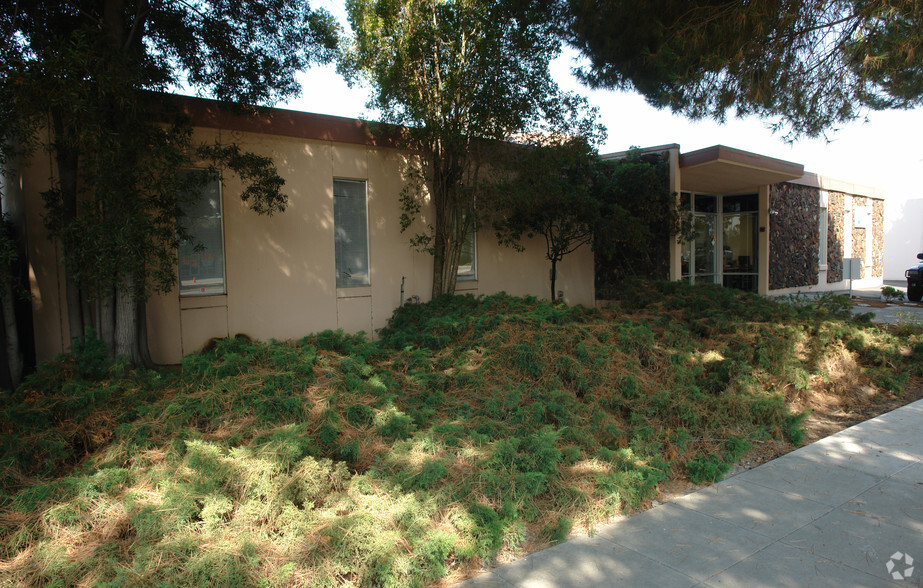 795 San Antonio Rd, Palo Alto, CA for lease - Building Photo - Image 1 of 3