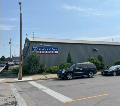 Kinnickinnic Ave Corner Redevelopment portfolio of 3 properties for sale on LoopNet.ca - Building Photo - Image 2 of 4