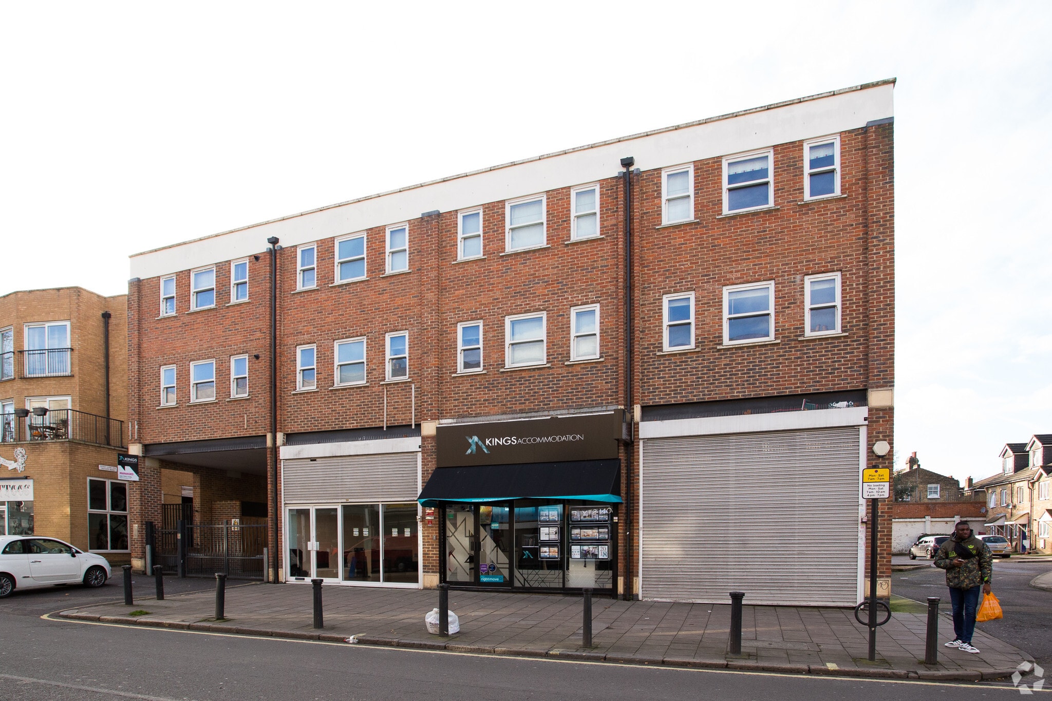 3-12 Tulse Hl, London for lease Primary Photo- Image 1 of 5