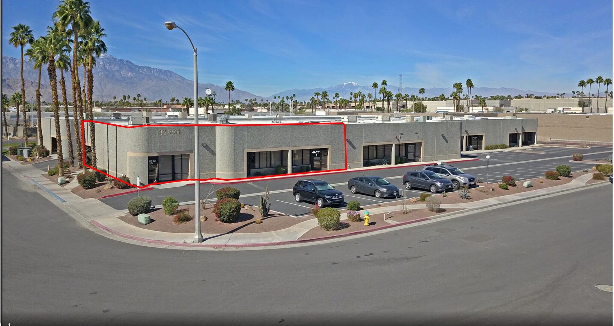 42201 Beacon Hl, Palm Desert, CA for lease Building Photo- Image 1 of 2