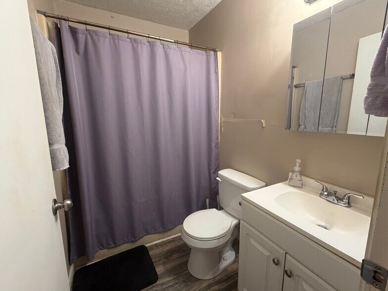 2600 6th St, Bedford, IN à vendre - Photo du bâtiment - Image 3 de 13
