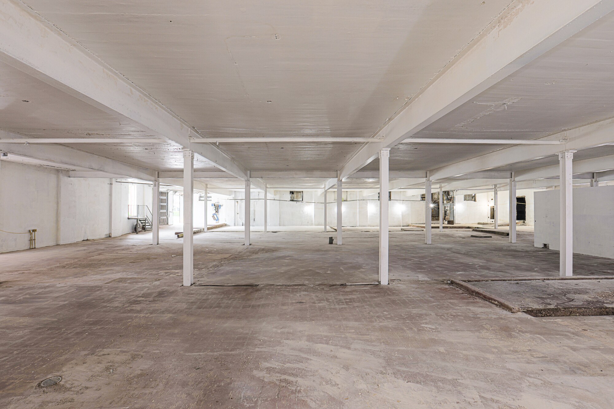 6809 Belair Rd, Baltimore, MD for lease Interior Photo- Image 1 of 20