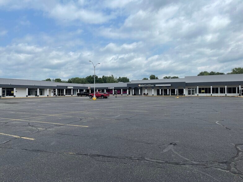 430-488 Marshall St, Coldwater, MI à louer - Photo du bâtiment - Image 2 de 16