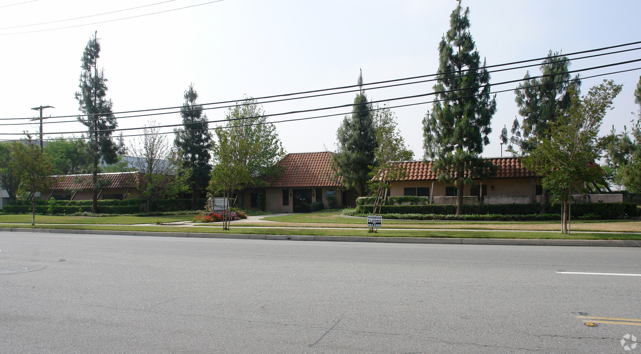 10807 Jersey Blvd, Rancho Cucamonga, CA à vendre Photo du bâtiment- Image 1 de 1