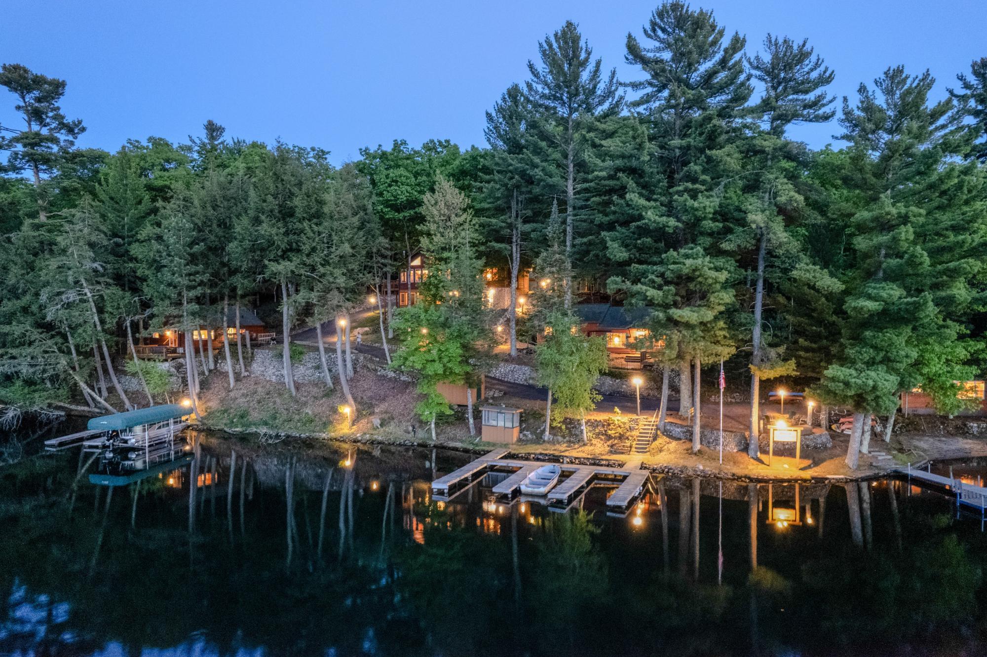 8971 Thoroughfare Rd, Minocqua, WI for sale Primary Photo- Image 1 of 17
