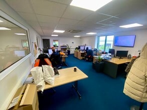 Deanfield Dr, Clitheroe for lease Interior Photo- Image 2 of 4