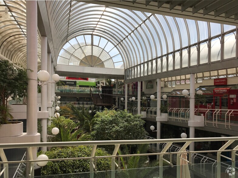 Calle Comunidad de Madrid, 41, Las Rozas de Madrid, Madrid for lease - Building Photo - Image 3 of 3