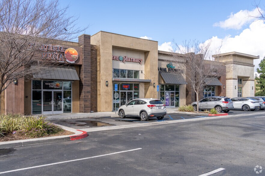 12930 Day St, Moreno Valley, CA à louer - Photo du bâtiment - Image 2 de 12