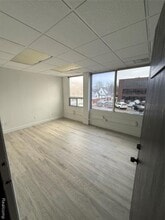 801 S Adams Rd, Birmingham, MI for lease Interior Photo- Image 1 of 4
