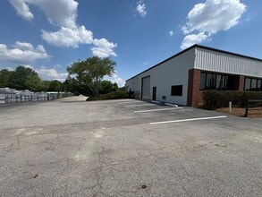 3613 Jones Sausage Rd, Garner, NC for lease Building Photo- Image 2 of 10