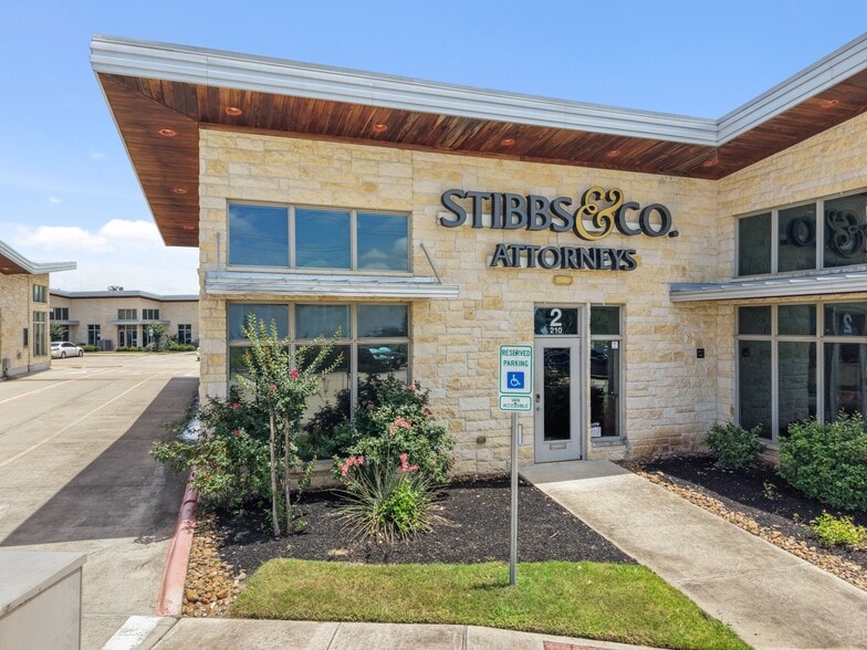 750 William D Fitch Pky, College Station, TX for lease - Building Photo - Image 2 of 11