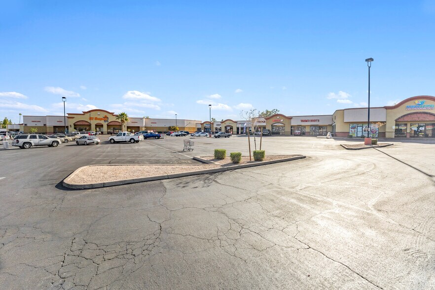 1245-1255 E Southern Ave, Mesa, AZ à louer - Photo du bâtiment - Image 2 de 20
