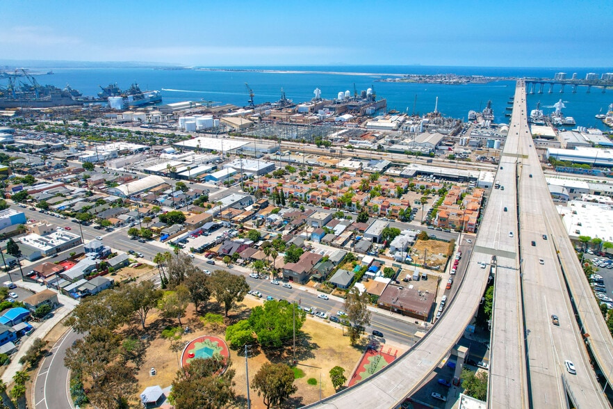 2032 Newton Ave, San Diego, CA à vendre - Aérien - Image 3 de 5
