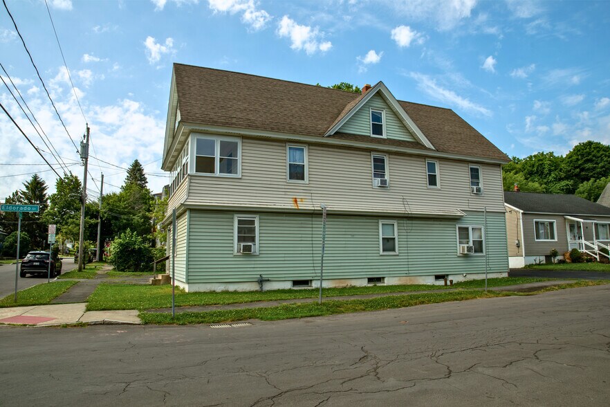 300 Hixson Ave, Syracuse, NY à vendre - Photo du bâtiment - Image 2 de 12