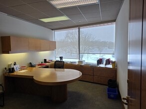 3500-3520 Boul Saint-Joseph E, Montréal, QC à louer Photo intérieure- Image 2 de 11