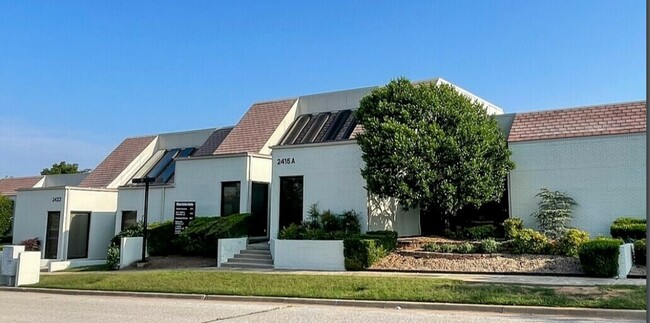 More details for 2421 Wilcox Dr, Norman, OK - Office for Sale