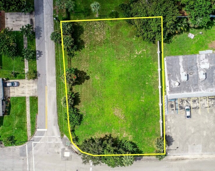 NW 39th Ave Wynmoor Dr, Coconut Creek, FL for sale - Building Photo - Image 3 of 5