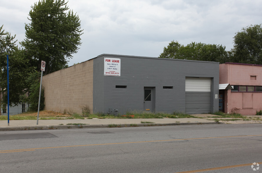 2026-2028 Prospect Ave, Kansas City, MO for sale - Building Photo - Image 3 of 4