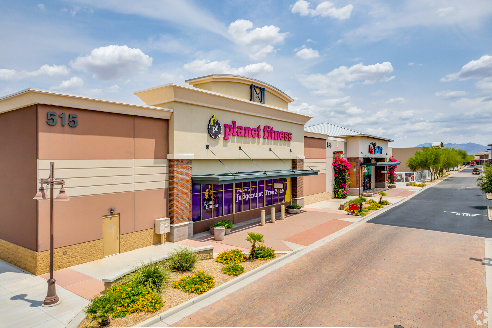 Cotton Ln, Goodyear, AZ for lease Building Photo- Image 1 of 6