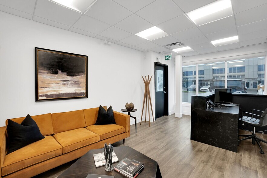 7611 Pine Valley Dr, Vaughan, ON à louer - Photo intérieure - Image 2 de 21