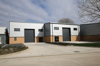 Plus de détails pour 4-5 Old St, Sturminster Marshall - Industriel à louer