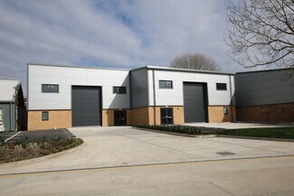 Plus de détails pour 4-5 Old St, Sturminster Marshall - Industriel à louer