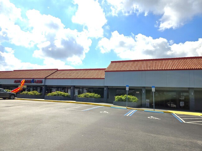 More details for 200 W Ardice Ave, Eustis, FL - Retail, Flex for Lease